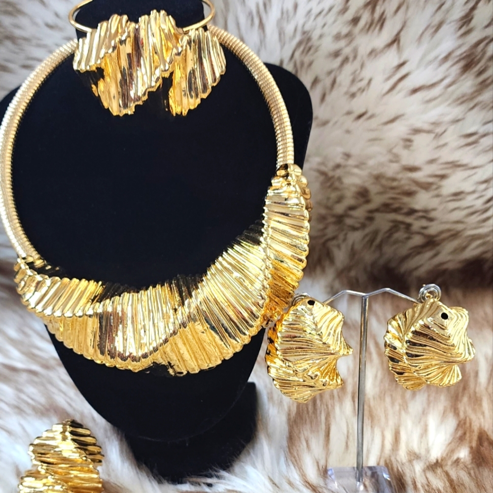 Women set